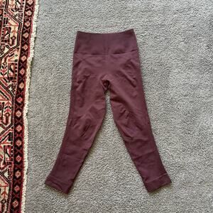 Lululemon Zone In Crop Leggings